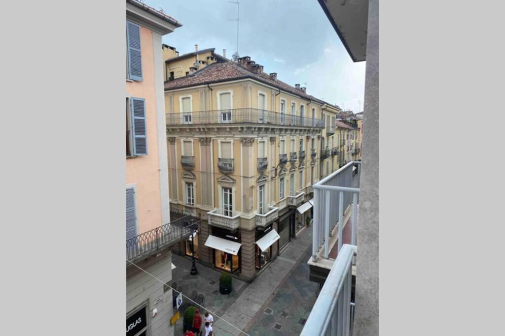 Appartamento Cozy In Super Centro! Asti Exterior foto